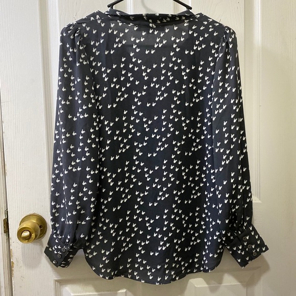 LOFT Gray Rooster Bow Tie Blouse - Picture 7 of 15